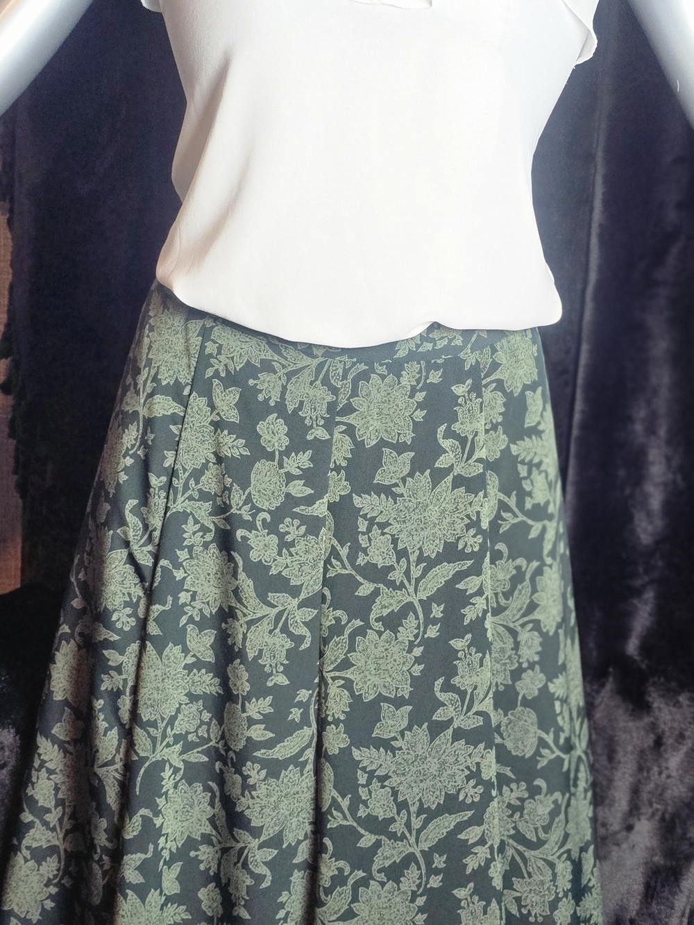 Vintage 80/90 Koret Dark Green Floral Maxi Skirt